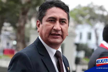 Vladimir-Cerron-secretario-general-de-Peru-Libre-Exitosa