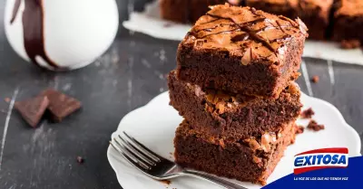 Exitosa-Dia-mundial-del-brownie-conoce-la-historia-bizcocho-de-chocolate