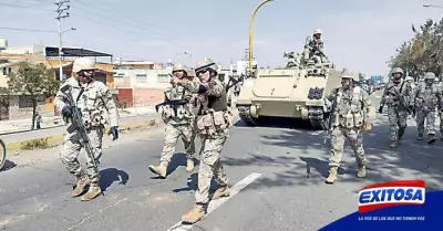Dos-mil-militares-salieron-a-las-calles-desde-ayer-a-las-cero-horas