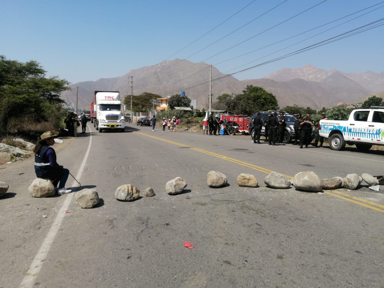 Carretera hacia la sierra de La Libertad sigue bloqueada por ...