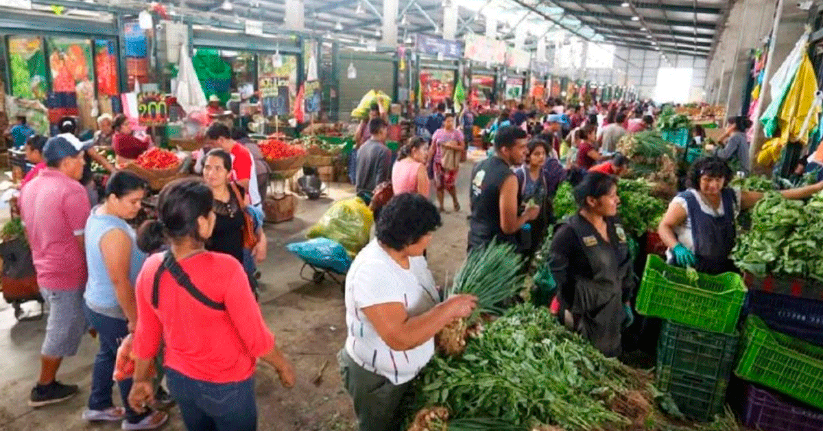 Bloqueo de vías: Midagri asegura abastecimiento de alimentos en mercados, pese a protestas de mineros artesanales