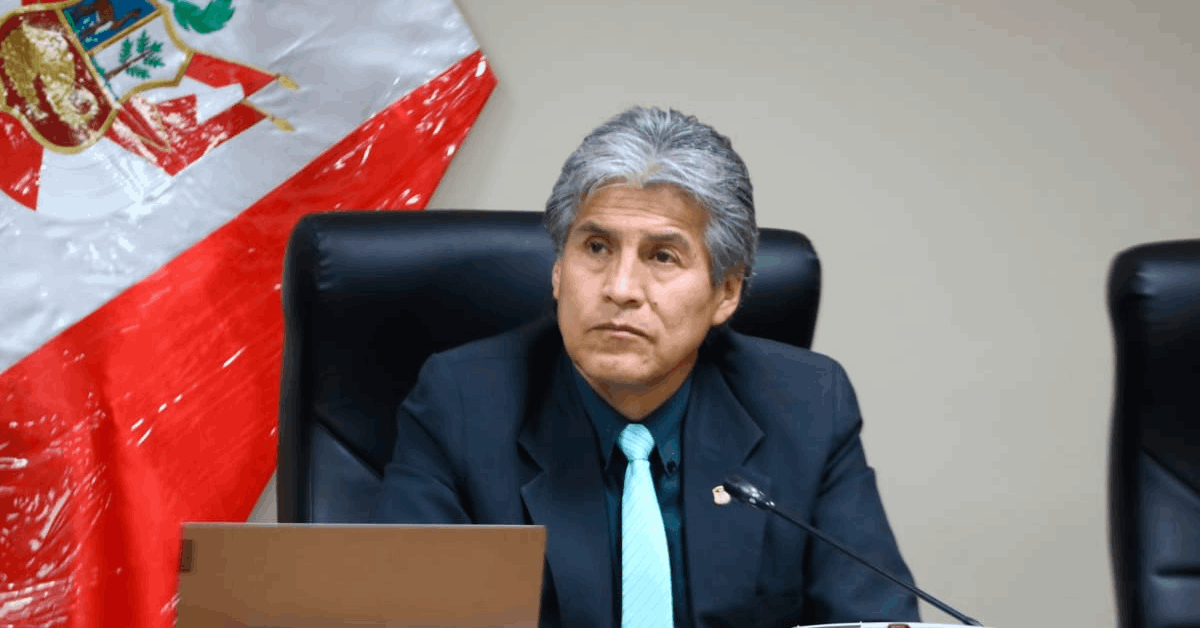 Alfredo Azurín interpelaría al ministro del Interior sino compra chalecos nuevos para la PNP: "Basta de donaciones chinas"