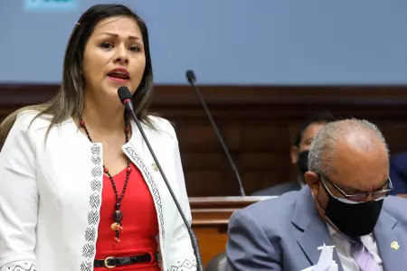 Silvana Robles se indigna con el accionar de la rectora de la UNMSM
