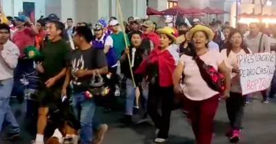 Manifestantes en Cercado de Lima
