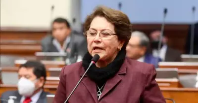 Gladys Echaíz indicó que protestantes actúan bajo consignas.
