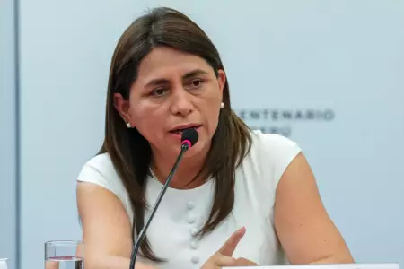 Ministra de Salud, Rosa Gutiérrez.
