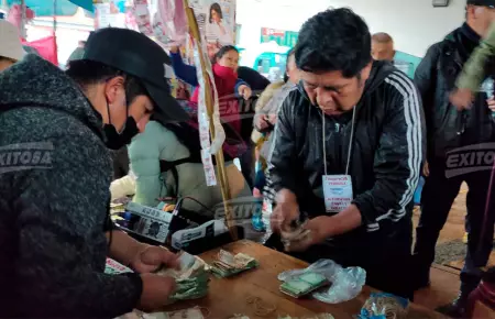 Comerciantes de Andrés Avelino Cáceres recolectan dinero