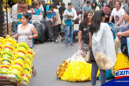 Ano-Nuevo-comerciantes-peruanos-2023-Exitosa