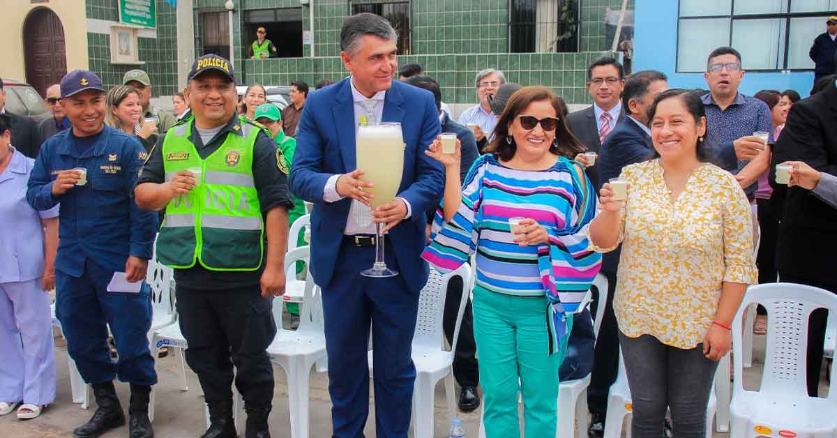 Miles de turistas celebraron el Primer Festival de Pisco Sour - Cerro Azul 2023