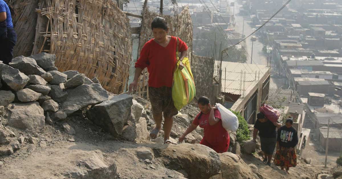 INEI: Cerca de 11 millones de peruanos se encuentran en riesgo de caer en la pobreza este 2023
