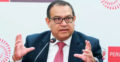 Diplomáticos peruanos en México son amenazados de muerte