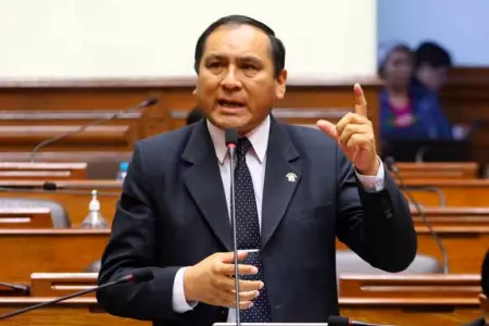 Flavio Cruz interviene en sesión del Pleno