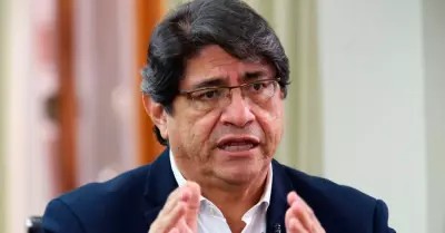 Carlos Canales, alcalde de Miraflores
