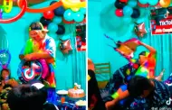 Video: No puede ser! Payasito cay encima de pastel cuando reparta premios de piata