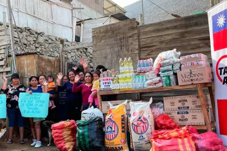 Oficina Comercial de Taiwán en Perú entrega ayuda.