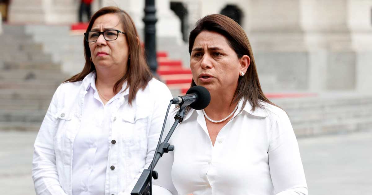 Ministra de Salud pide a los protestantes en Puno no atacar ambulancias
