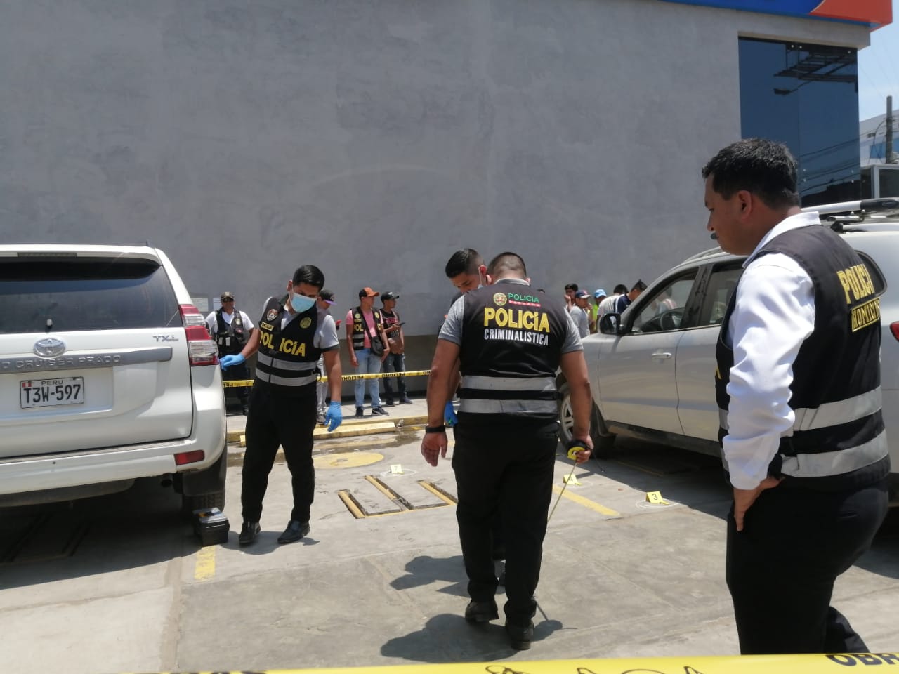 La Polica est tras los pasos de los criminales de Marco Antonio Gutirrez.