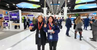 Elizabeth Mendoza embajadora de Huawei en Feria Tecnolgica