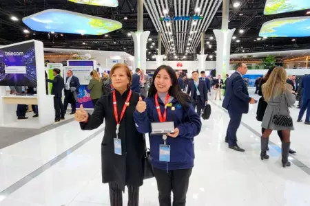 Elizabeth Mendoza embajadora de Huawei en Feria Tecnológica