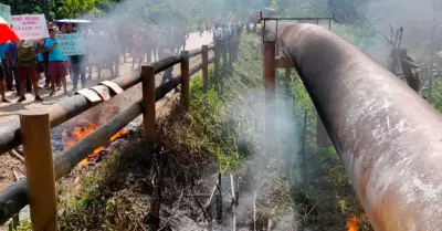 Petroper denuncia que comunidad nativa prendi fuego cerca de tubera del Oleod