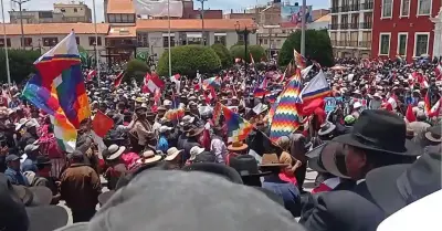 Protestantes de Puno de camino a la capital