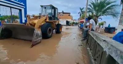 Calles inundadas en Pacasmayo.