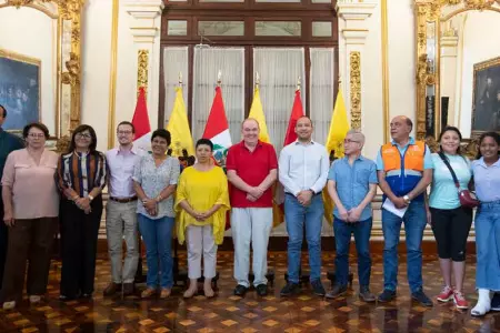 Reunión entre Alcalde de Lima y congresistas de la República.