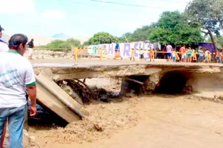 Caída de puente Sechín por intensas lluvias en Áncash