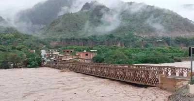 Ro Maran a punto de colapsar puente Chagual