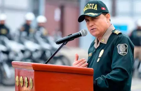 Raúl Alfaro, retirado del cargo como comandante general de la PNP.