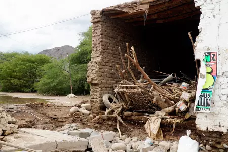 Intensas lluvias en Ica provocan que 13 viviendas queden destruidas y 38 afectad