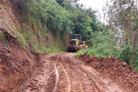 Se restablece trnsito en carretera San Miguel El Faique - Huarmaca.