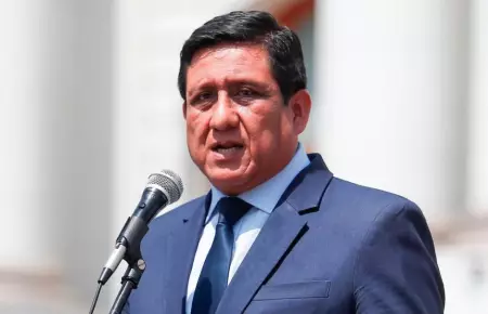 Congresista Héctor Ventura.