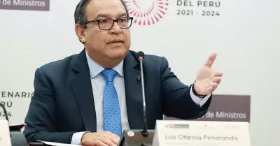 Alberto Otrola se pronunci sobre renuncia de Rosa Gutirrez.