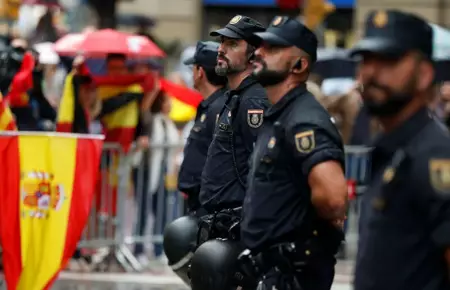 La Policía de España.