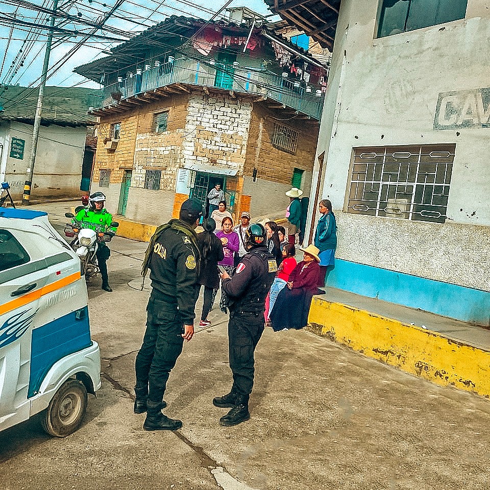 explosion deja dos personas heridas en otuzco