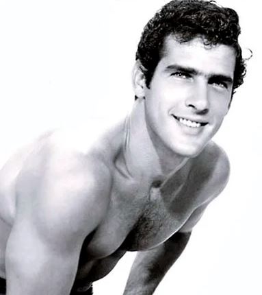 Andrés García en su juventud.