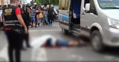 Conductor es asesinado en Trujillo.