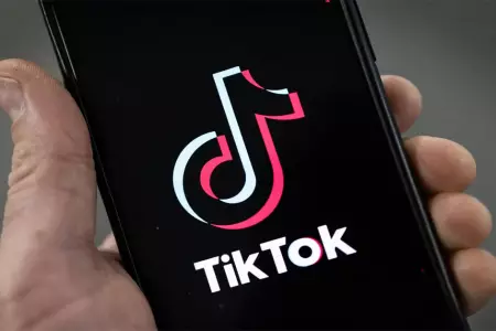 Nuevo reto de TikTok preocupa a los padres de todo el mundo.