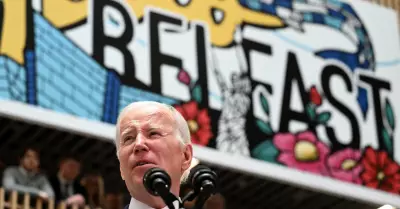 Biden insta a poner fin al bloqueo poltico en Irlanda del Norte