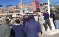 Puno: Pobladores impidieron a las Fuerzas Armadas izar Pabelln Nacional en Desaguadero