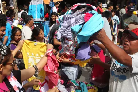 Niño Costero afecta venta de ropa en Gamarra.