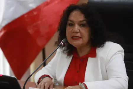 Mara Acua acusada de 'Mocha sueldos'.