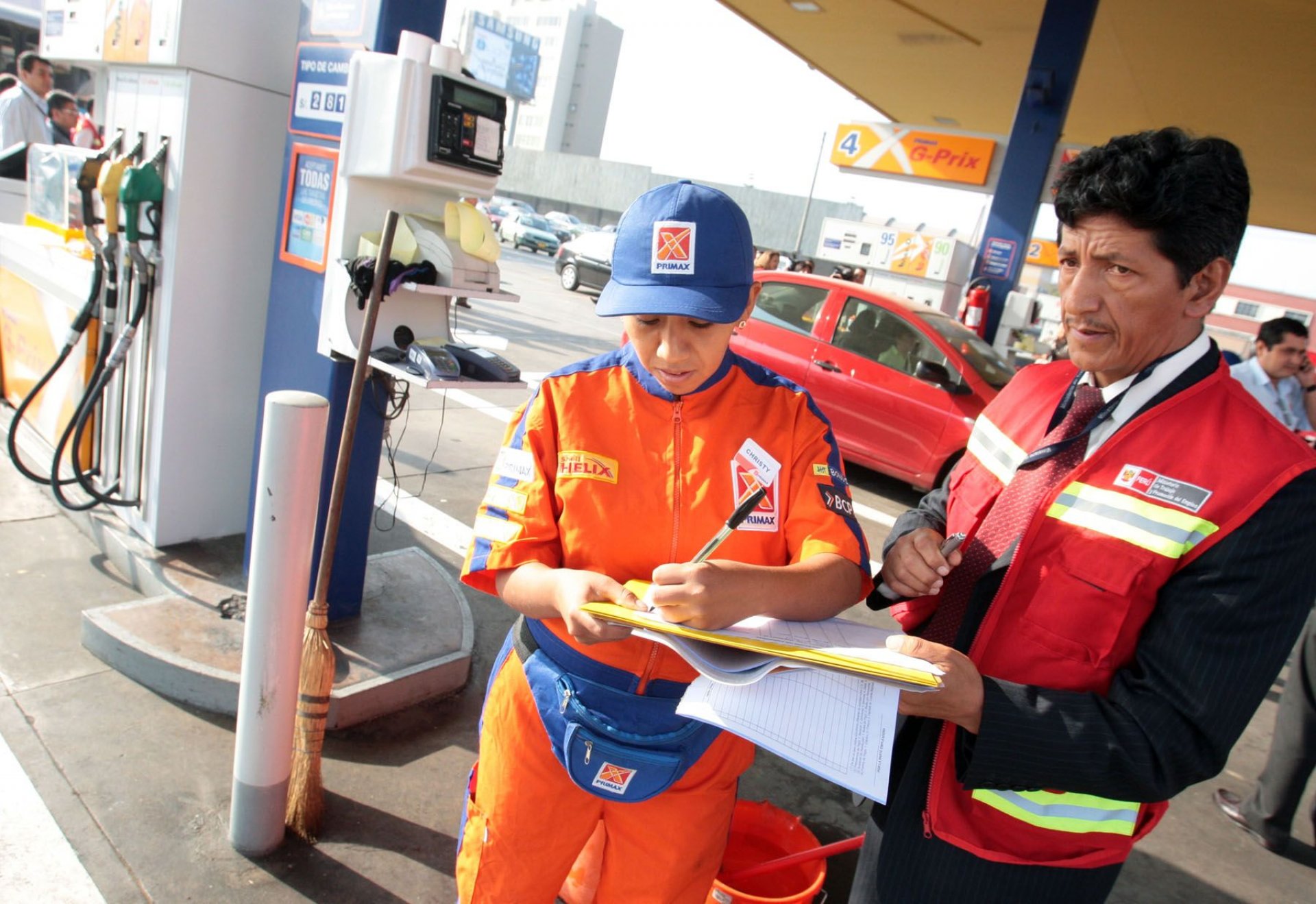 Trabajador sin contrato es considerado como indeterminado