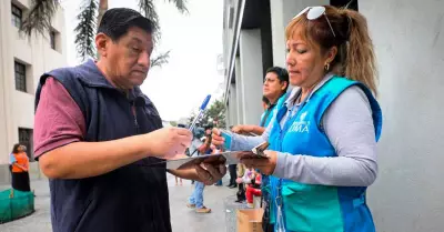 Ambulantes de Cercado de Lima se inscribirn hasta maana en programa de reubica