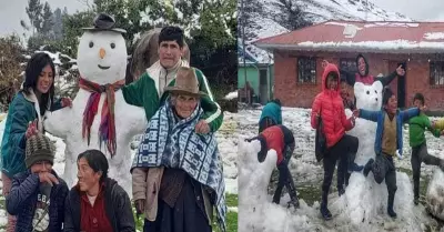 Familias cusqueas tratan de divertirse a pesar de la nevada.