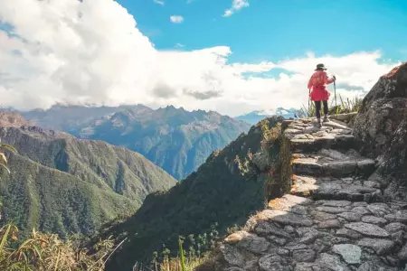 Prestigiosa revista ubica al Cusco entre los 10 mejores destinos para visitar en