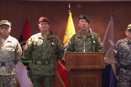 Fuerzas Militares apoyan a Guillermo Lasso.