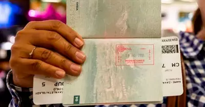 Migraciones ya no sellará pasaportes.