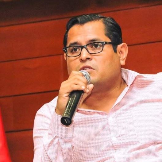 Yuri Castro revel que existen efectivos de la PNP involucrados en el trfico de terrenos.